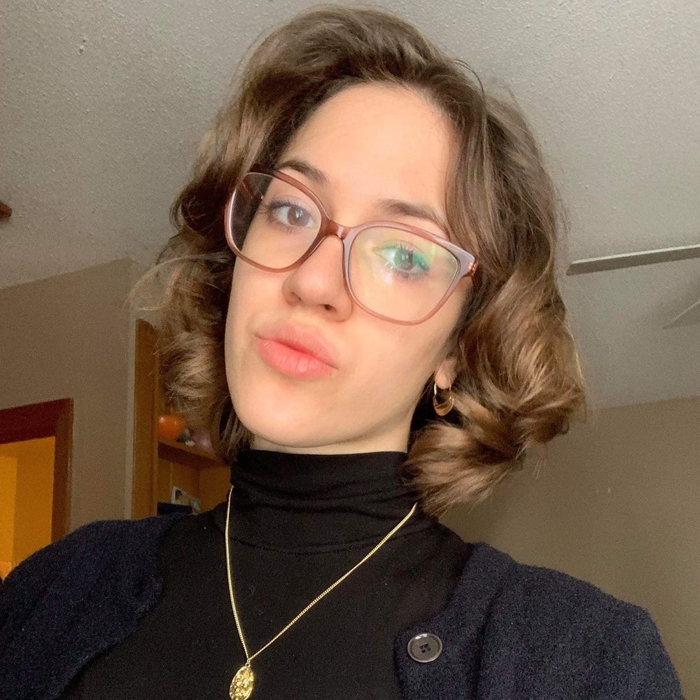 Meet your Posher, Alexandra